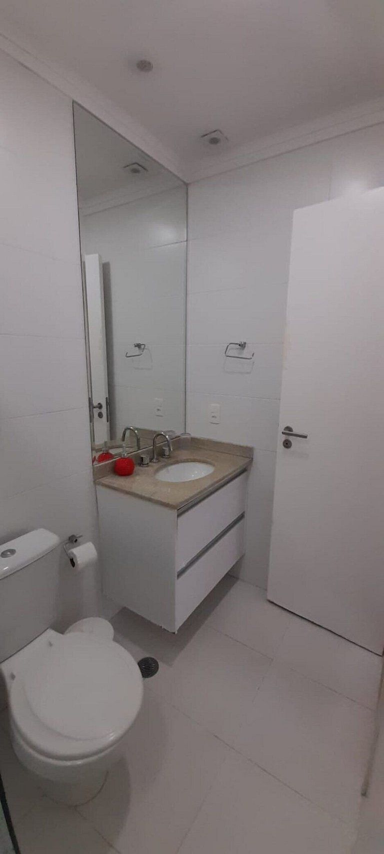 Lazer completo com piscina e sauna no Gonzaga