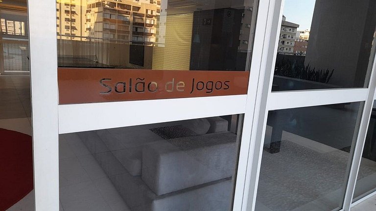 Lazer completo com piscina e sauna no Gonzaga