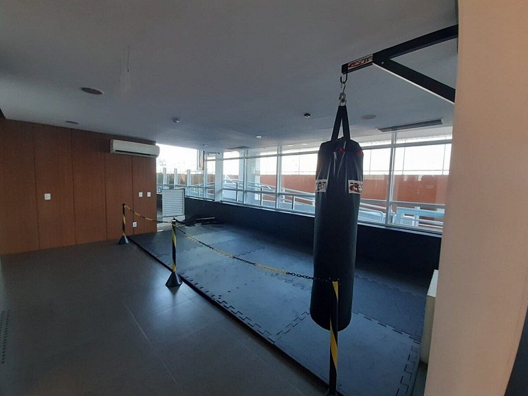 Lazer completo com piscina e sauna no Gonzaga