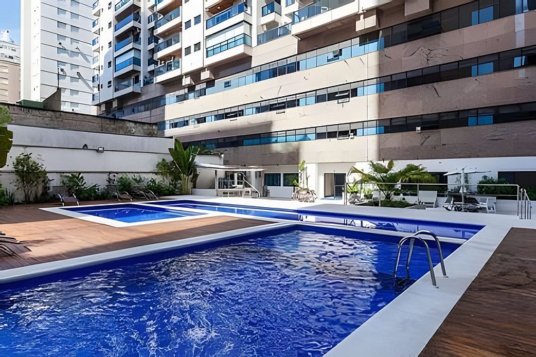 Paraíso com piscina:  Pitangueiras Lazer Completo