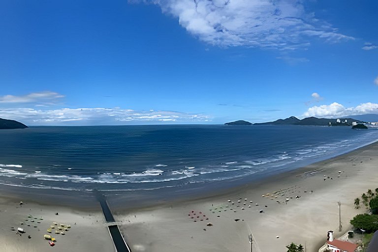 Pé na Areia:  Refúgio com vista mar no Gonzaga