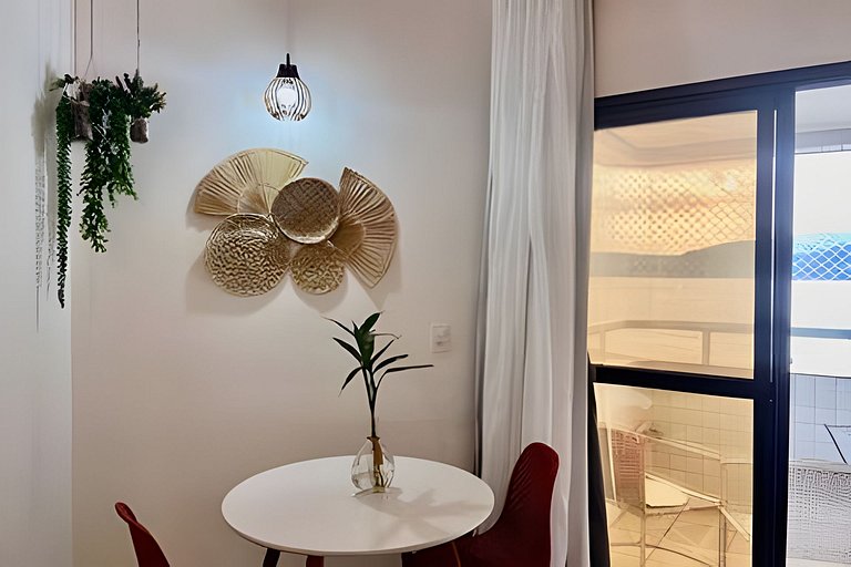 Encantador com vista mar, piscina, e wi-fi !
