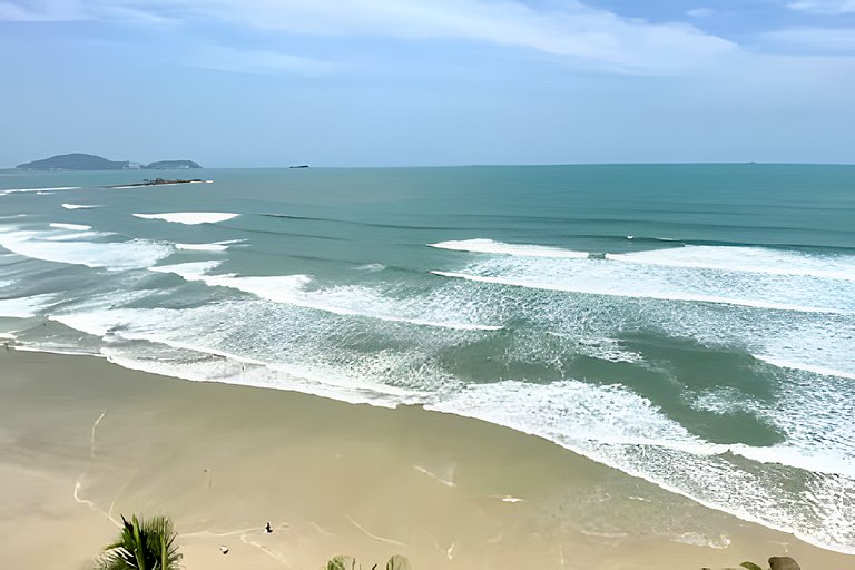 Alto padrão pé na areia no Guaruja. Encante-se!