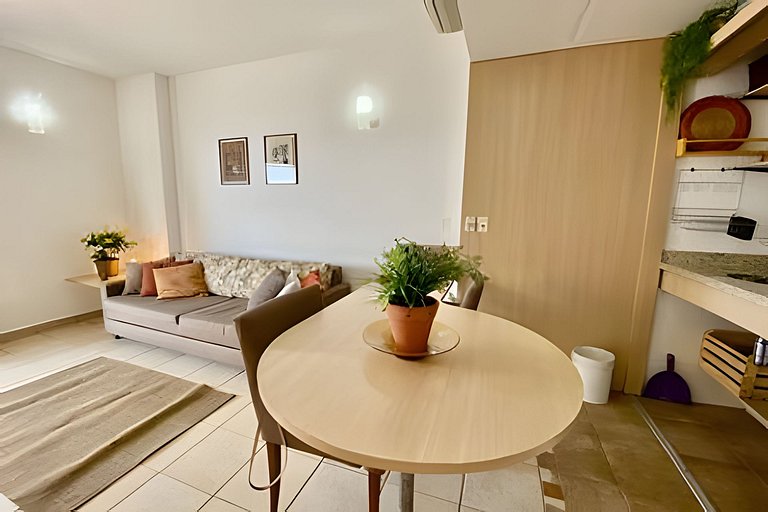 Charmoso flat com vista mar, piscina e wi fi!