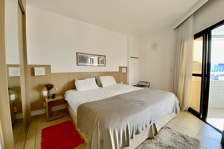 Charmoso flat com vista mar, piscina e wi fi!