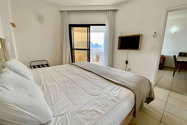 Charmoso flat com vista mar, piscina e wi fi!