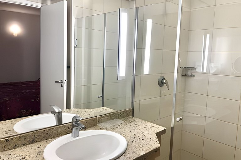 Charmoso flat com vista mar, piscina e wi fi!
