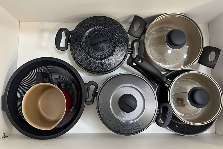 SHB - Flat no melhor de Santos. Pé na areia!