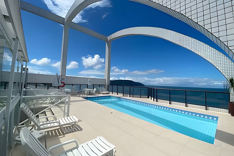 "Serenidade Marítima: Vista Impressionante