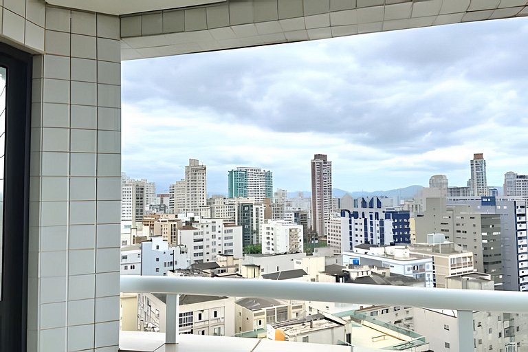 Flat à beira-mar no melhor de Santos para família!