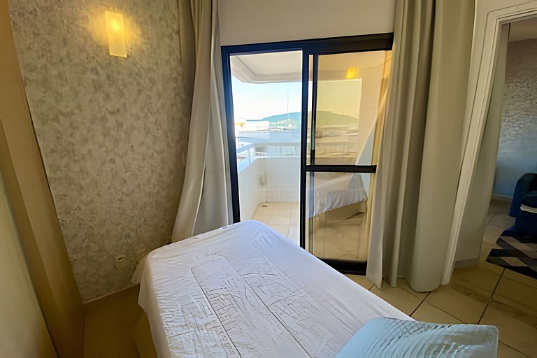 Flat à beira-mar no melhor de Santos para família!