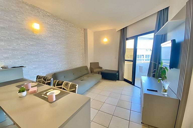 SHB - Lindo apartamento frente a praia!