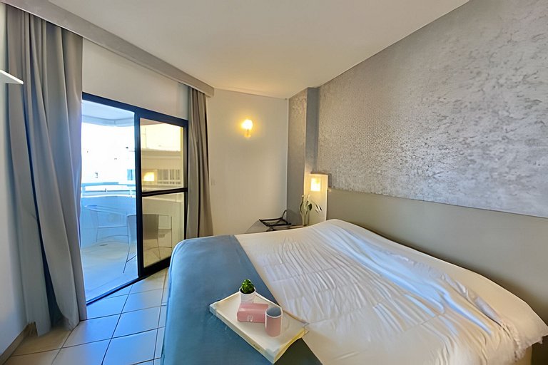 SHB - Lindo apartamento frente a praia!