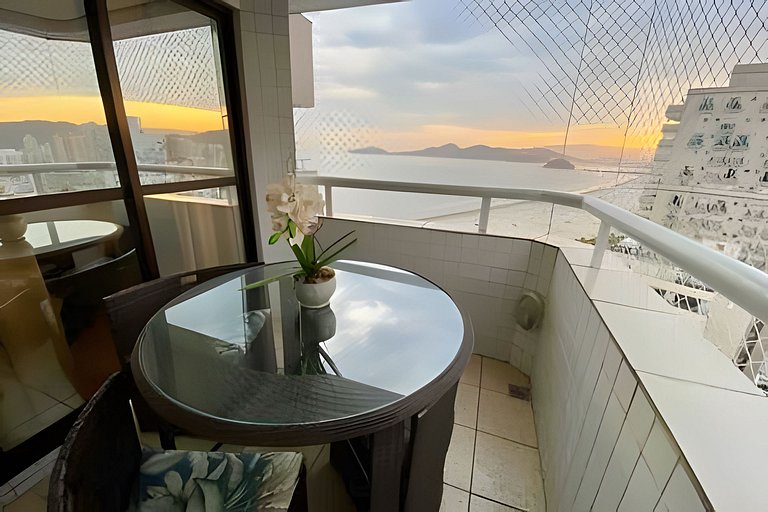 SHB - Magnífica vista ao mar no Gonzaga em Santos