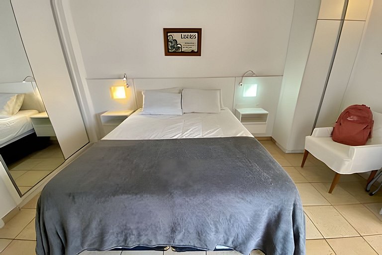 SHB - Piscina, vista mar e “pé na areia” em Santos