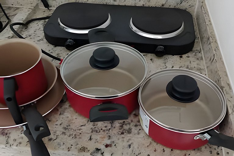 SHB - Piscina, vista mar e “pé na areia” em Santos