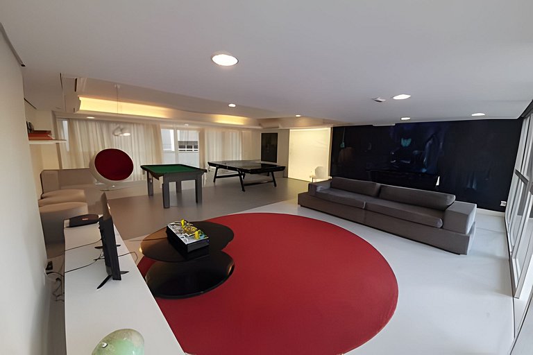 Requinte, vista mar, sauna e piscina!
