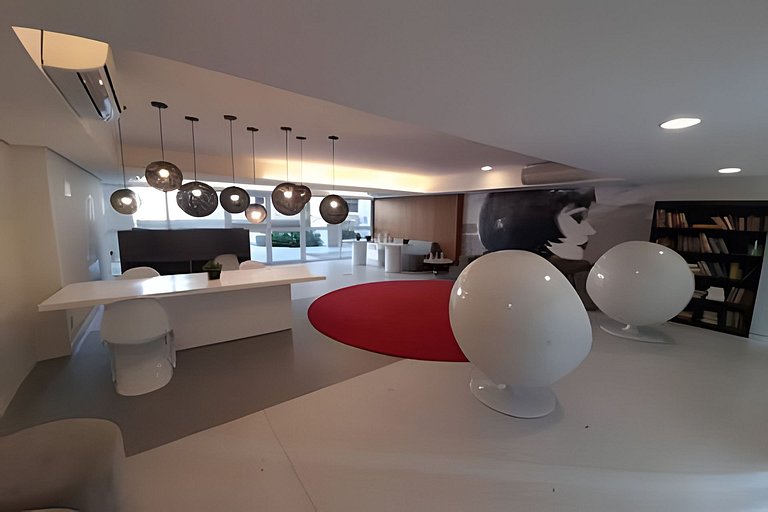 Requinte, vista mar, sauna e piscina!