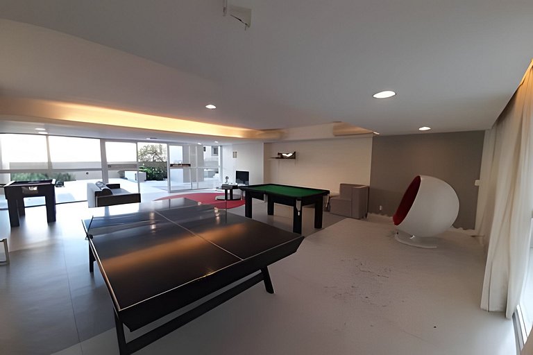 Requinte, vista mar, sauna e piscina!