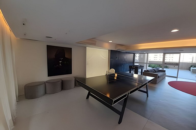 Requinte, vista mar, sauna e piscina!