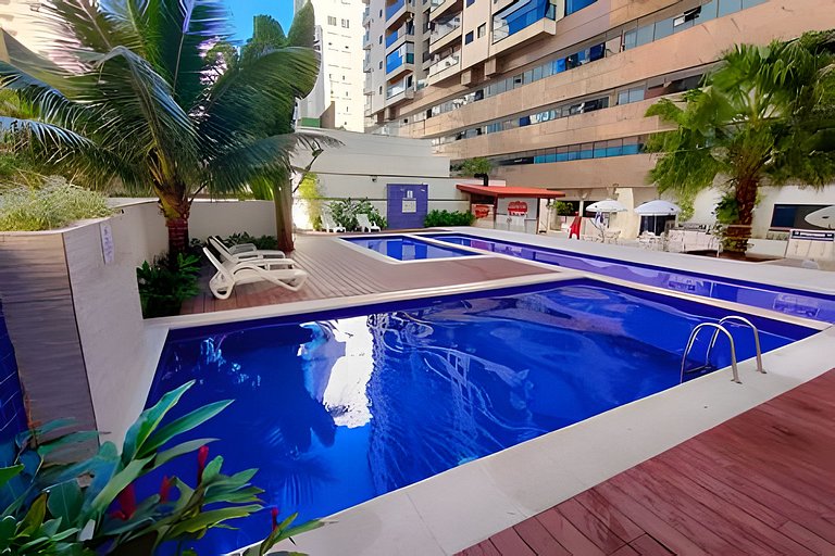 Lazer completo no melhor do Guarujá, com piscina!