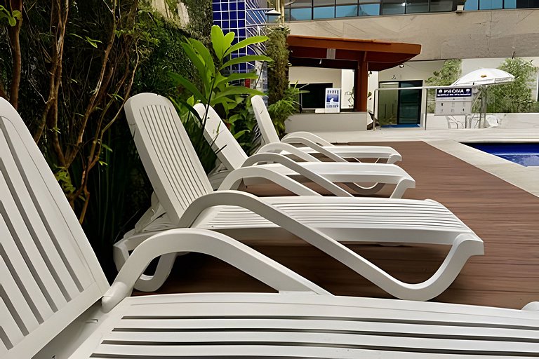 Lazer completo no melhor do Guarujá, com piscina!