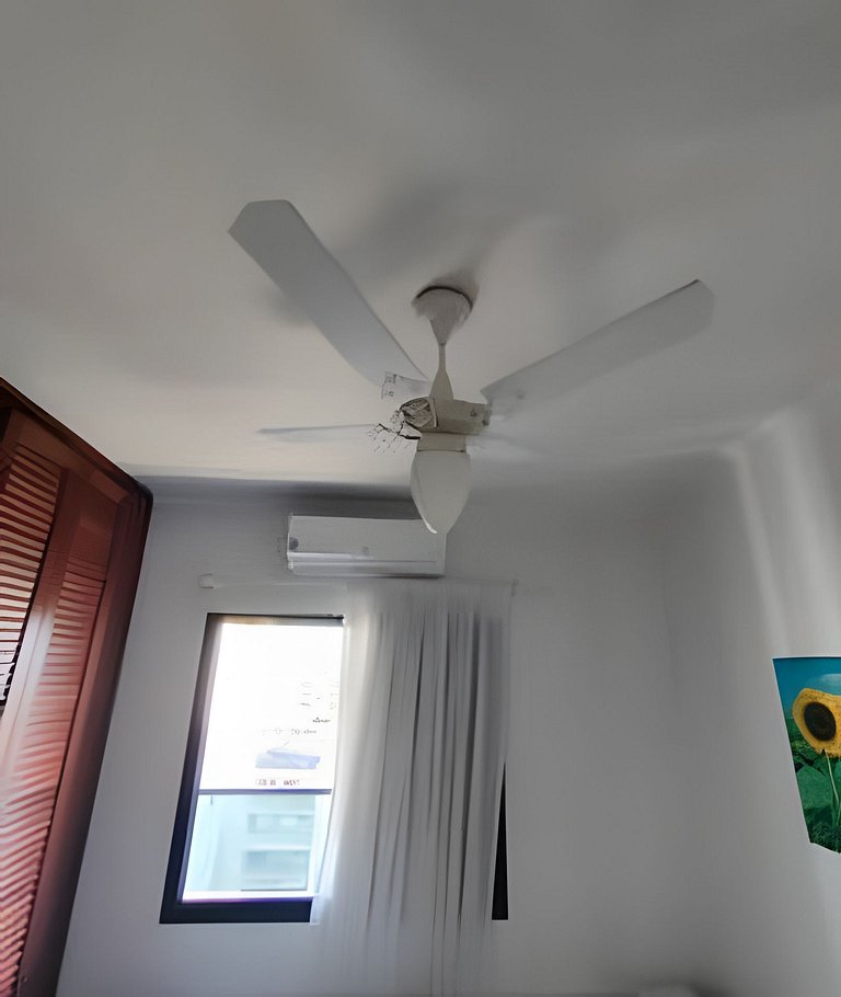 Lazer completo no melhor do Guarujá, com piscina!