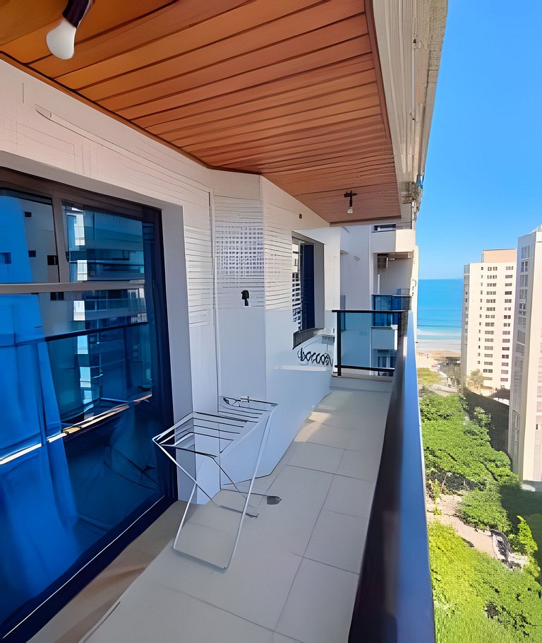 Lazer completo no melhor do Guarujá, com piscina!