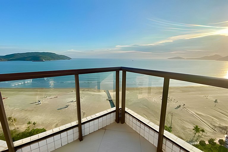 Dois quartos e sacada vista mar no Gonzaga
