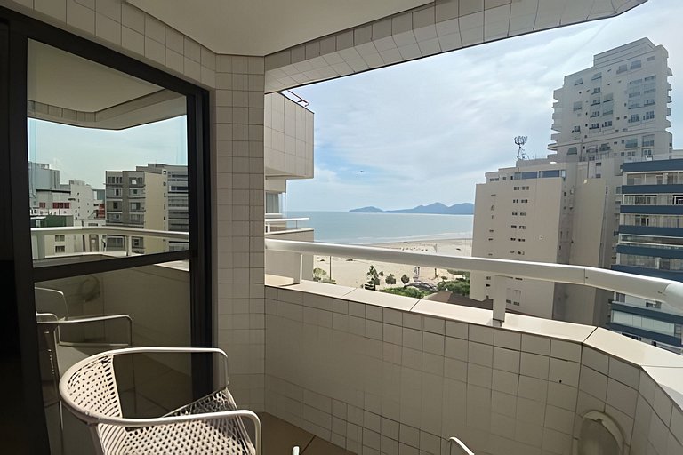 Dois quartos e sacada vista mar no Gonzaga