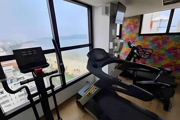 Dois quartos e sacada vista mar no Gonzaga