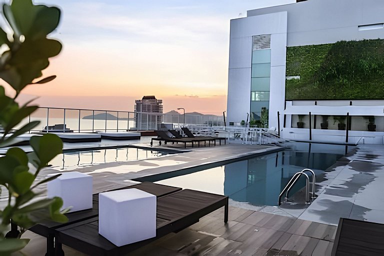 No coração do Gonzaga com piscina e lazer completo
