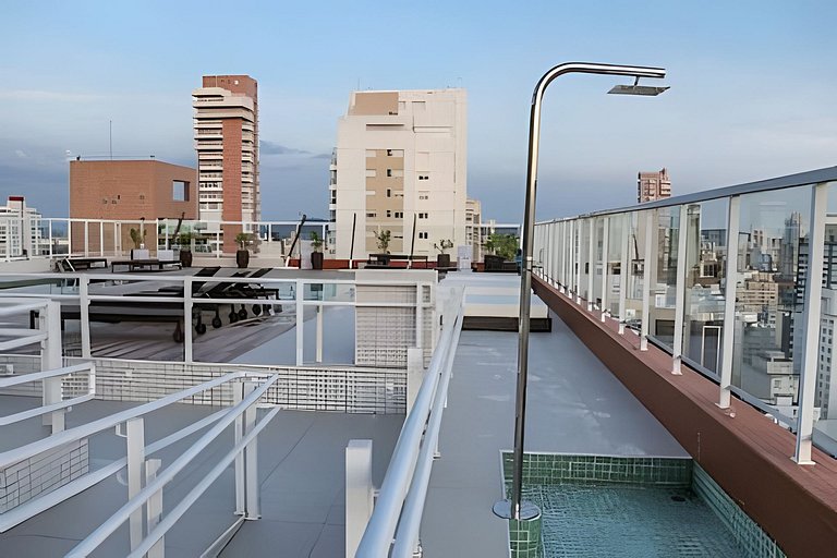 No coração do Gonzaga com piscina e lazer completo