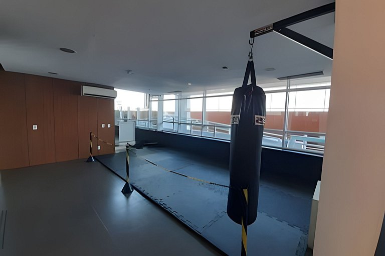 No coração do Gonzaga com piscina e lazer completo