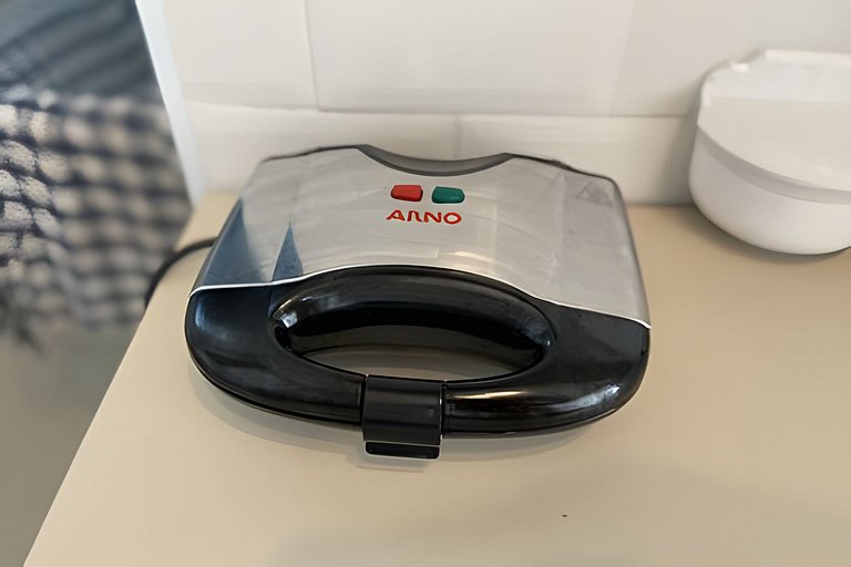 SHB - Vivendo o Sonho à Beira da Praia