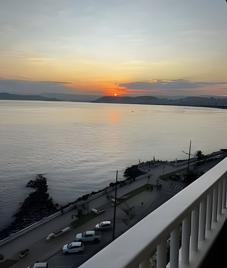 SHB - Golden Dawn: Sofisticação e Vista Mar