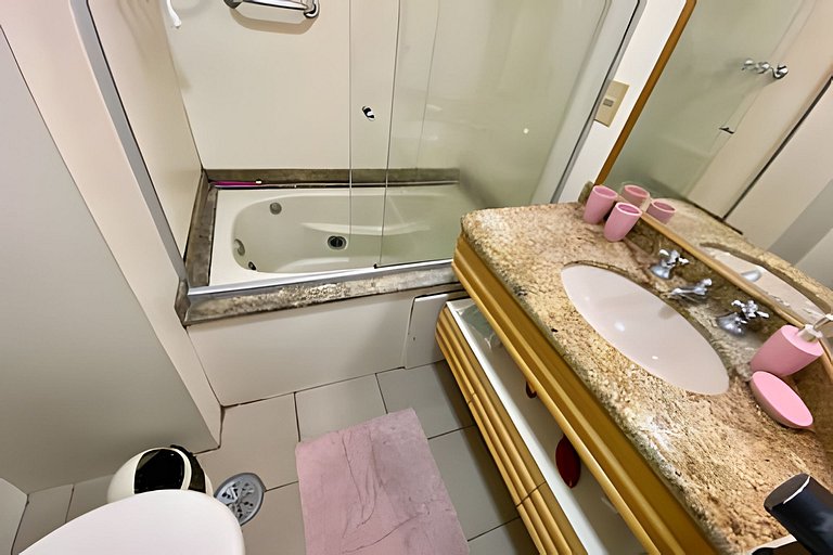Piscina, Brinquedoteca e Lazer completo
