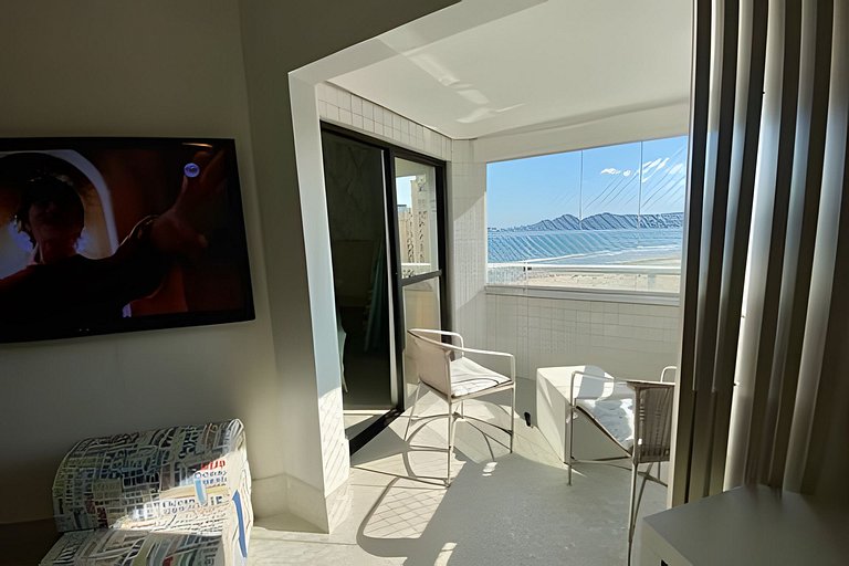 Apê incrível "pé na areia" no Gonzaga