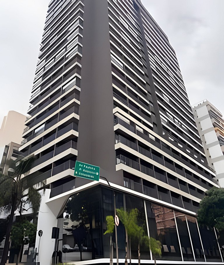 Studio com sacada / Paulista / Sirio Libanês