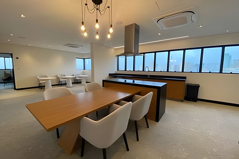 Studio com sacada e coworking prox Paulista