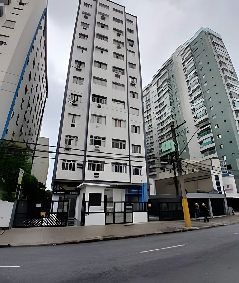 Desperte com a Brisa: Apê Charmoso no Embaré