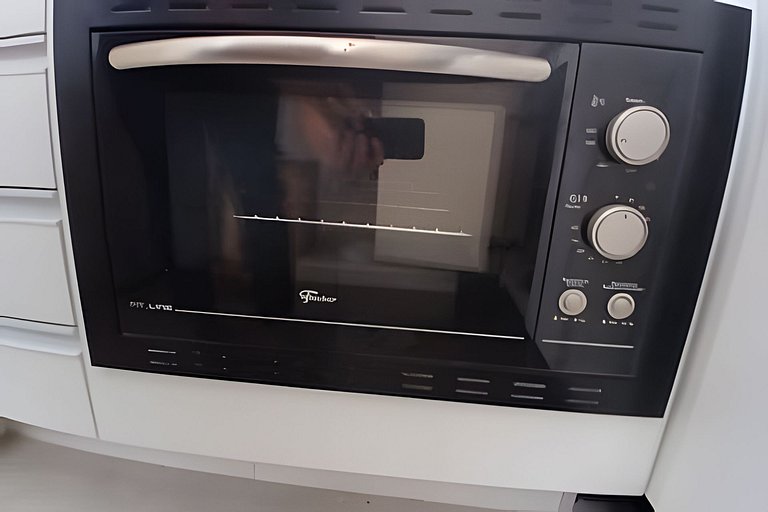 SHB - Sol e Mar: Paraíso Frente ao Horizonte Azul