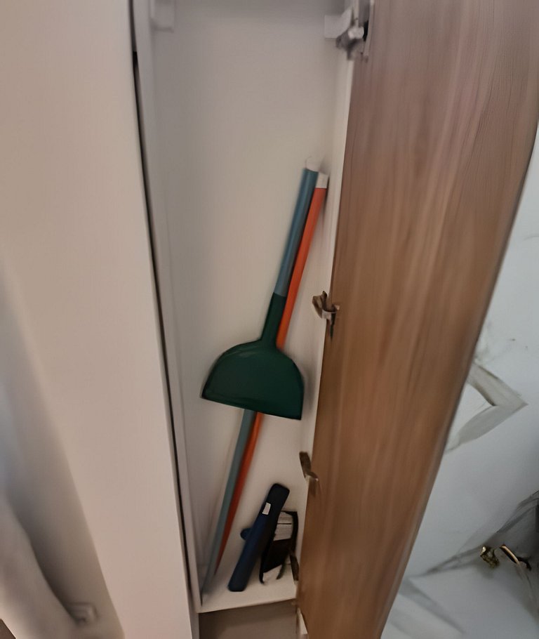 SHB - Sol e Mar: Paraíso Frente ao Horizonte Azul