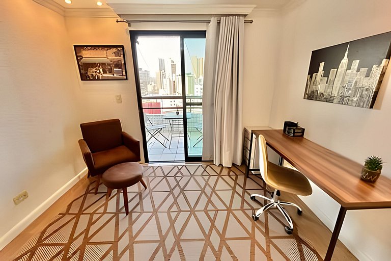 Luxuoso Duplex Familiar a Poucos Passos do Mar