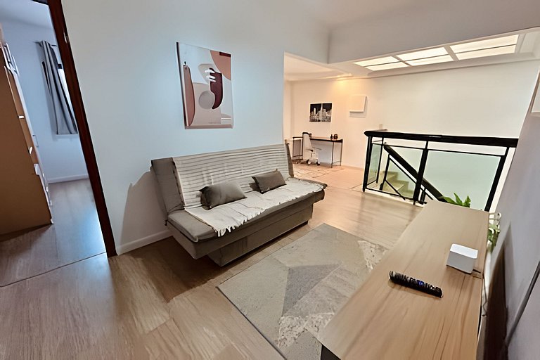 Luxuoso Duplex Familiar a Poucos Passos do Mar