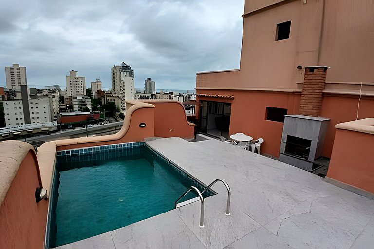 Guarujá: Piscina e Lazer Privativo na Enseada