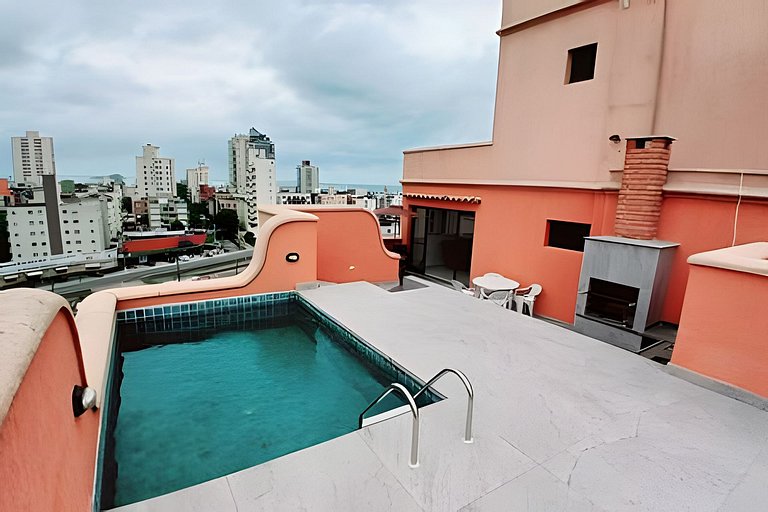 Guarujá: Piscina e Lazer Privativo na Enseada
