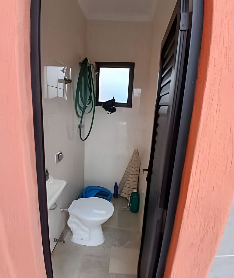 Guarujá: Piscina e Lazer Privativo na Enseada