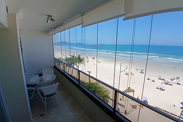 Descubra o paraíso na Praia de Pitangueiras!