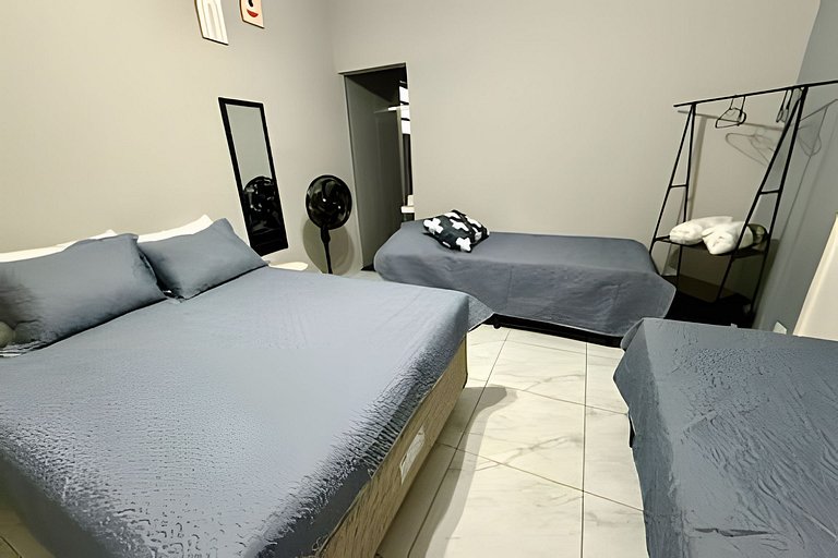 Estilo e Conforto no Gonzaga – Uma Joia em Santos!
